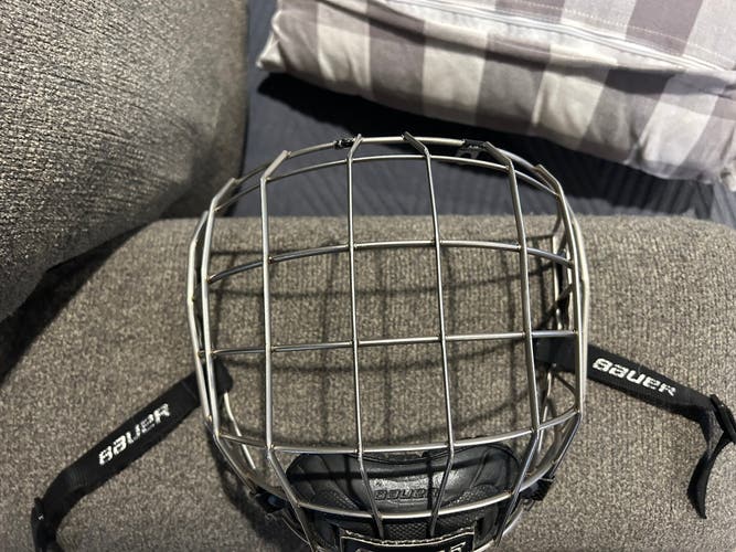 Bauer True Vision Large Cage FM7500
