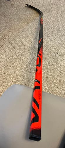 New Bauer Right Handed P92 Pro Stock Hockey Stick