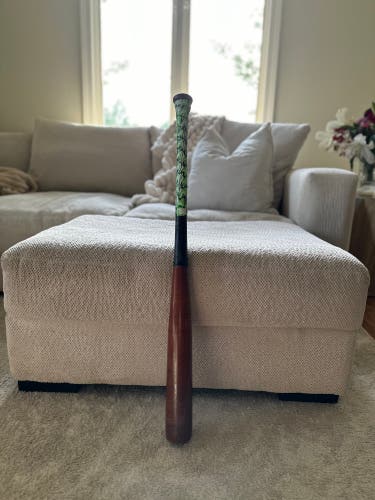 Marucci Pro *Exclusive* MS400 Maple Wood Baseball Bat (MVEIMS400)