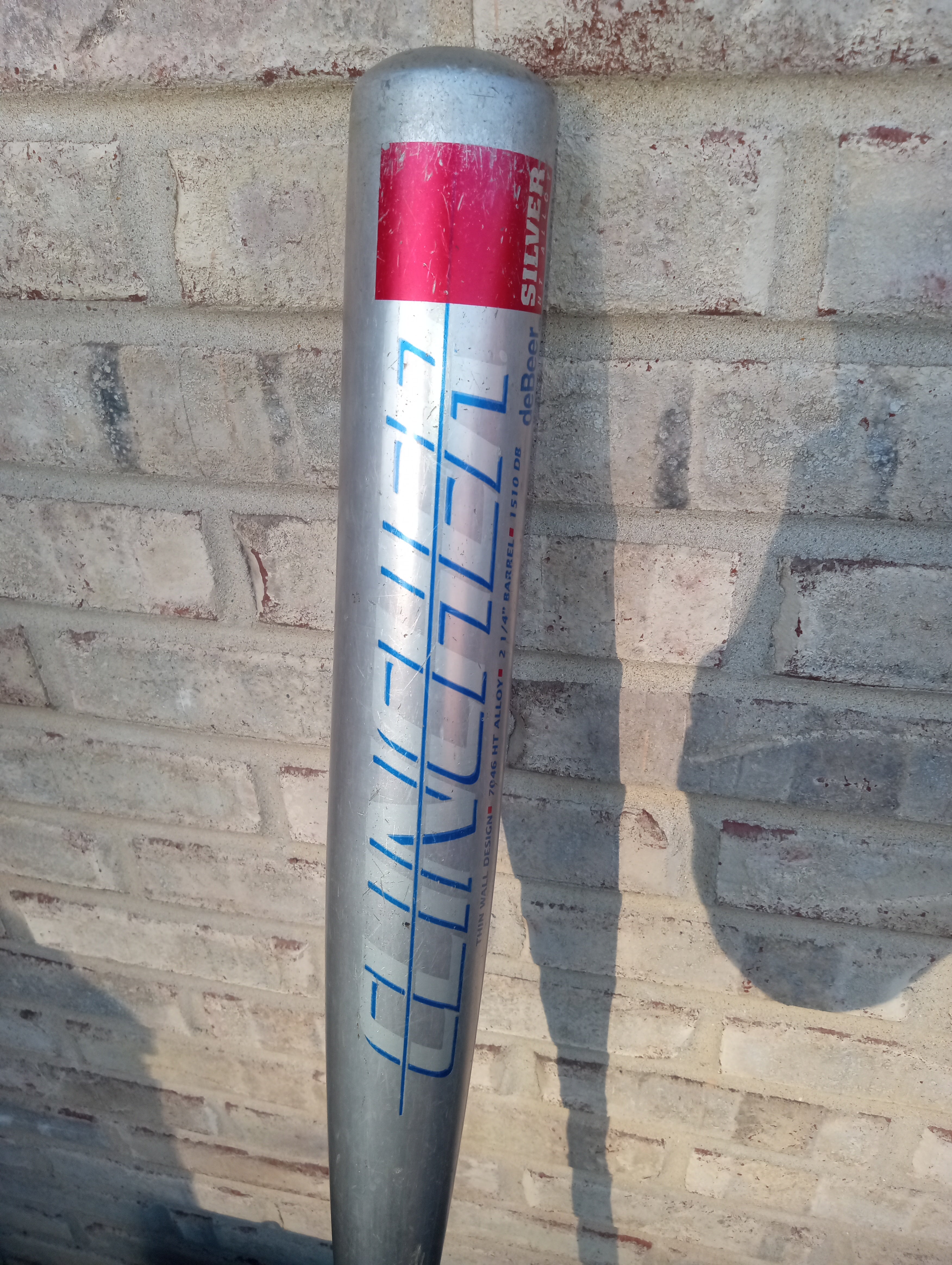 Batte Softball DeBeer Clincher Dorée Ultra Fine - 33" 28 Oz - RARE