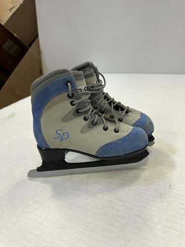 Used Ccm Sp Junior 02 Soft Boot Skates