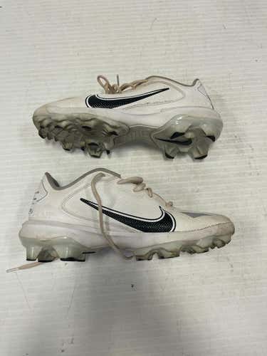 Used Nike .trout Senior 7.5 Baseball And Softball Cleats
