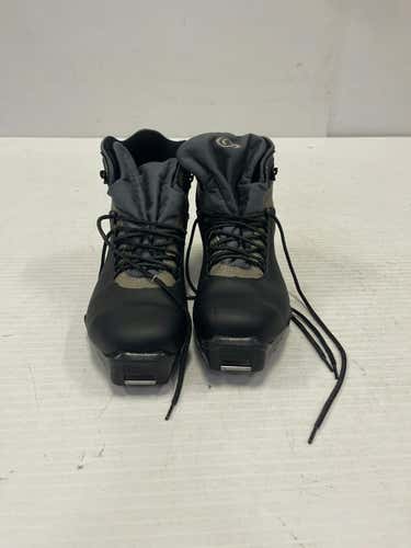 Used Salomon M 08.5-09 W 09-09.5 Men's Cross Country Ski Boots