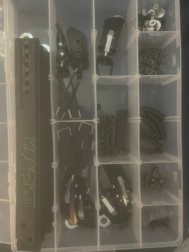 Konekt goalie skate Kit