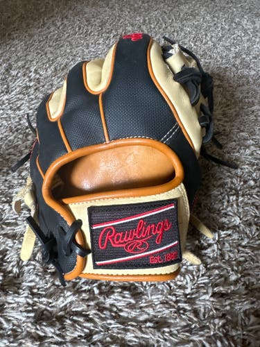 Used  Infield 11.5" Heart of the Hide Baseball Glove