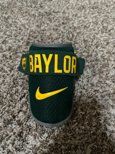 EXCLUSIVE Baylor Nike Elbow Guard