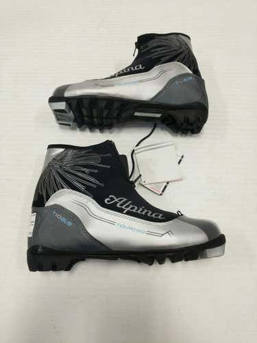Used Alpina W 07-07.5 Jr 05.5-06 Men's Cross Country Ski Boots