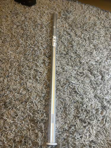 Barely Used Silver STX SC-TI S Shaft
