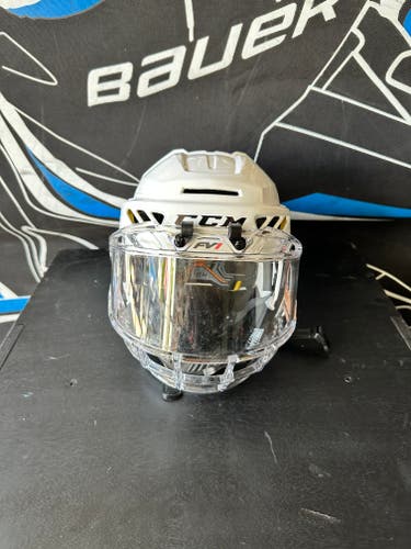 Used Youth CCM Fitlite 3DS Helmet