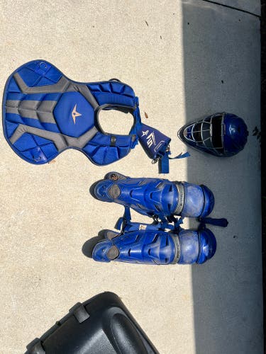 Used  All Star System 7 Axis Catcher's Set