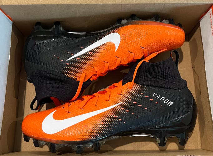 Size 10.5 Nike Vapor Untouchable Pro 3 Football Cleats Orange AO3021-081