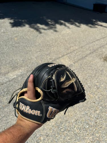 Gently Used Wilson A2000 B23