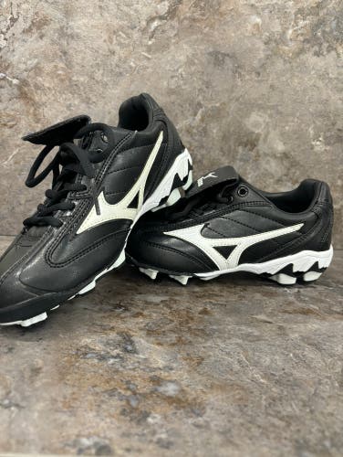 Mizuno 9-Spike Youth Franchise Low G4