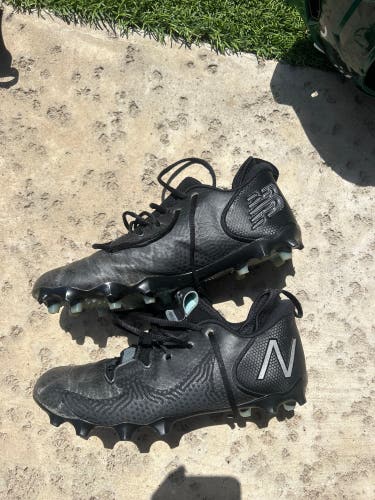 Used New balance freeze 9.5 cleats