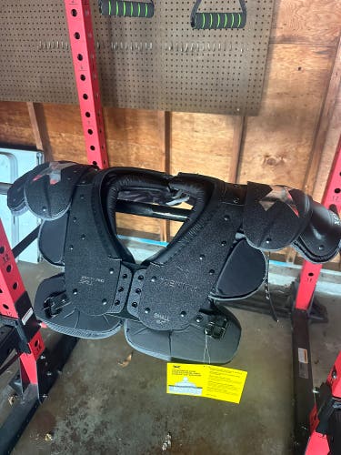 Xenith shoulder pads