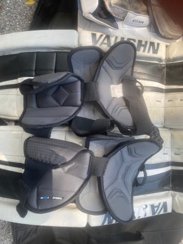 Used Bauer inner knee thigh gaurds pro int