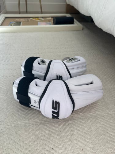 New Adult STX Stallion 900 Arm Pads