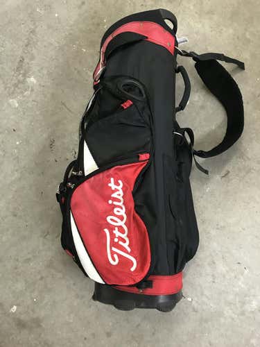 Used Titleist Red Stand Bag Golf Stand Bags