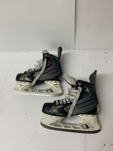 Used Bauer Vapor X60 Intermediate 6.0 Ice Hockey Skates