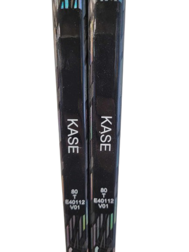 2-Pack CCM Jetspeed FT5 Pro Stock Sticks KASE RH P28 80 Flex