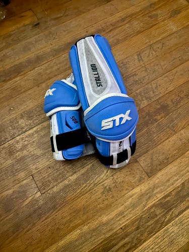 STX Stallion 500 elbow pads