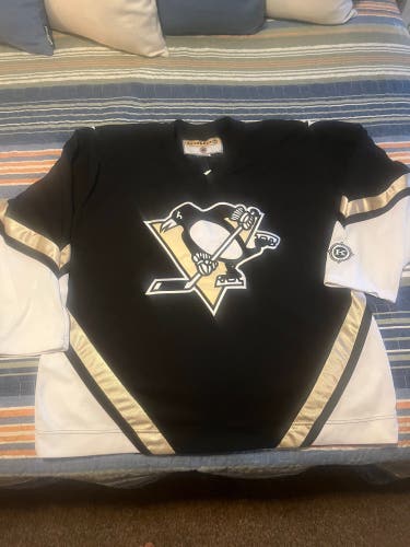 Pittsburgh Penguins Jersey