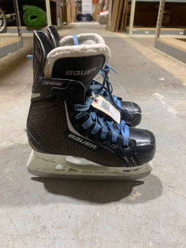 Used Youth Bauer Supreme One.4 Hockey Skates, Size 1
