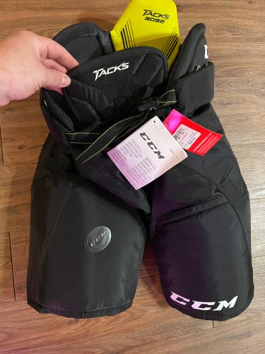 CCM TACKS 3092 SR PANTS MEDIUM