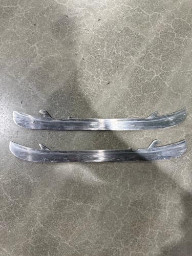 Used Bauer LS+ Holders, Runners, & Replacement Steel 263 mm