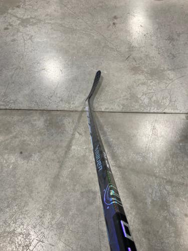 Used Senior Bauer Proto R Hockey Stick Right Handed P90TM 70 flex (CUT)