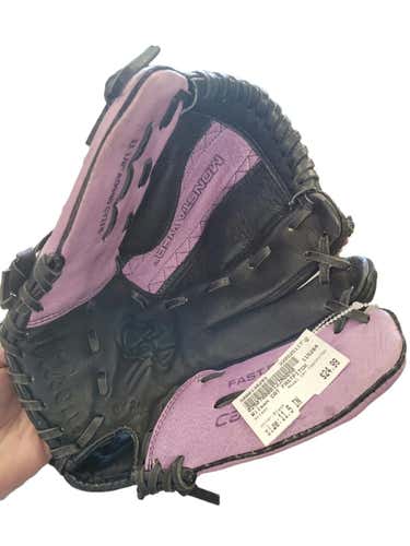 Used Wilson Cat Fastpitch 11 1 2" Fielders Gloves