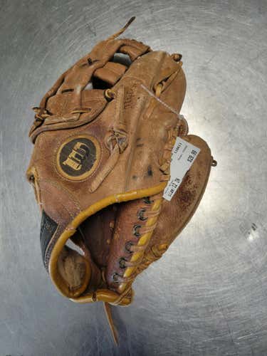 Used Wilson A2950 12" Fielders Gloves