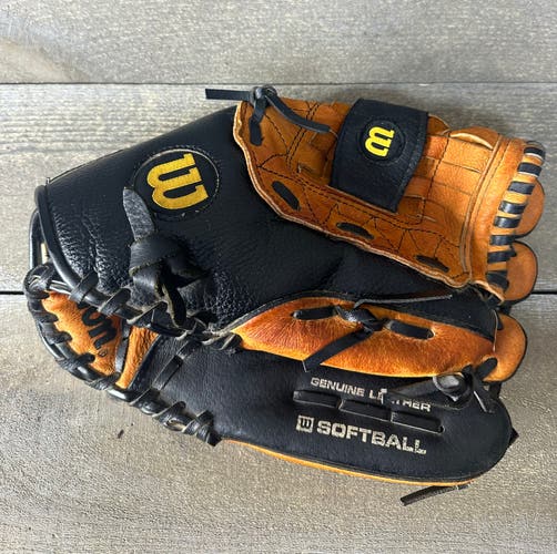 Wilson 13” Softball Glove AO360ES13  A360 Over-Sized Pocket Leather RHT