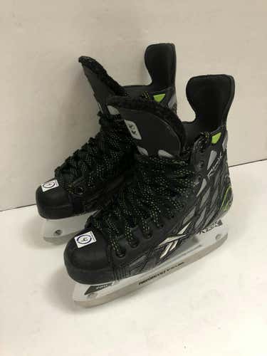 Used Reebok 4k Junior 04 Ice Hockey Skates