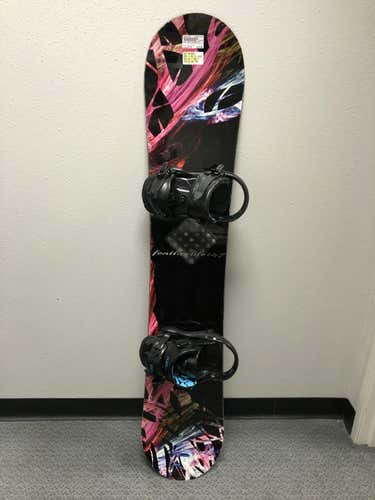Used Camp Seven Featherlite 147 Cm Womens Snowboard Combo