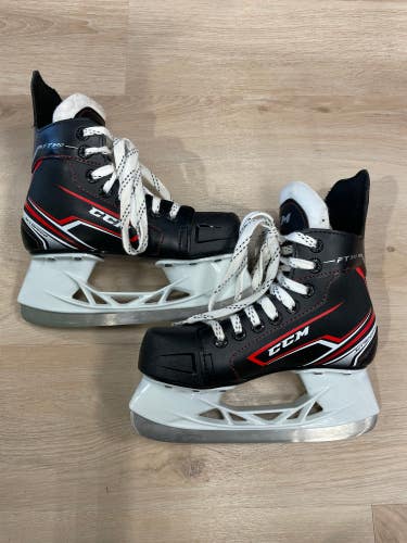 Used Junior CCM JetSpeed FT340 Hockey Skates Regular Width Size 1