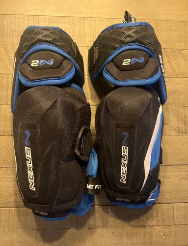 Used Senior Bauer Nexus 2N Elbow Pads