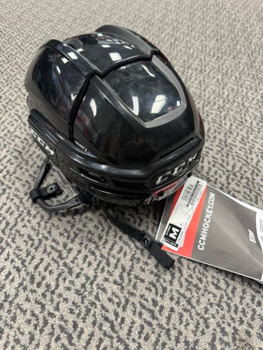 OUT OF BOX CCM Tacks 910 Black Medium helmet