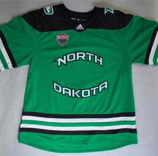 North Dakota Fighting Hawks Hockey Club Jersey