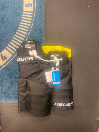 New Bauer Supreme 3S Black Junior Medium Hockey Pant