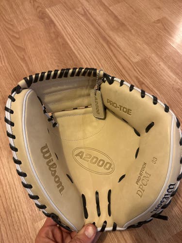 Wilson A2000 33" baseball catcher's glove- Brand New With Tag, Free Shipping!