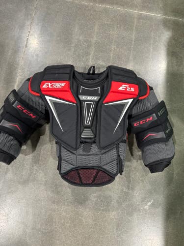 Used Youth CCM Extreme Flex E2.5 Goalie Chest Protector