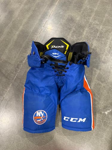 Blue Used Junior Small CCM Tacks 65c Hockey Pants