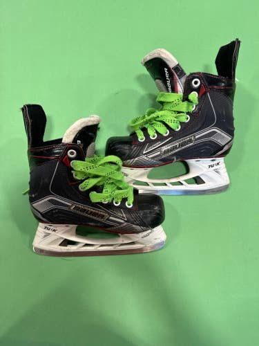 Used Junior Bauer Vapor X500 Hockey Skates (Regular) - Size: 1