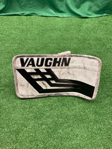White Used Youth Vaughn Velocity VE8 Regular Goalie Glove