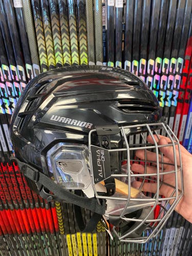 Warrior alpha one combo black large hockey helmet
