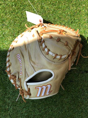 Used Adult Marucci Right Hand Throw Catcher's Glove 33.5"