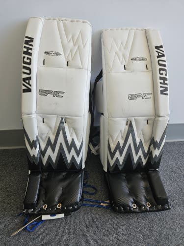 Used 36" Vaughn Epic Goalie Leg Pads