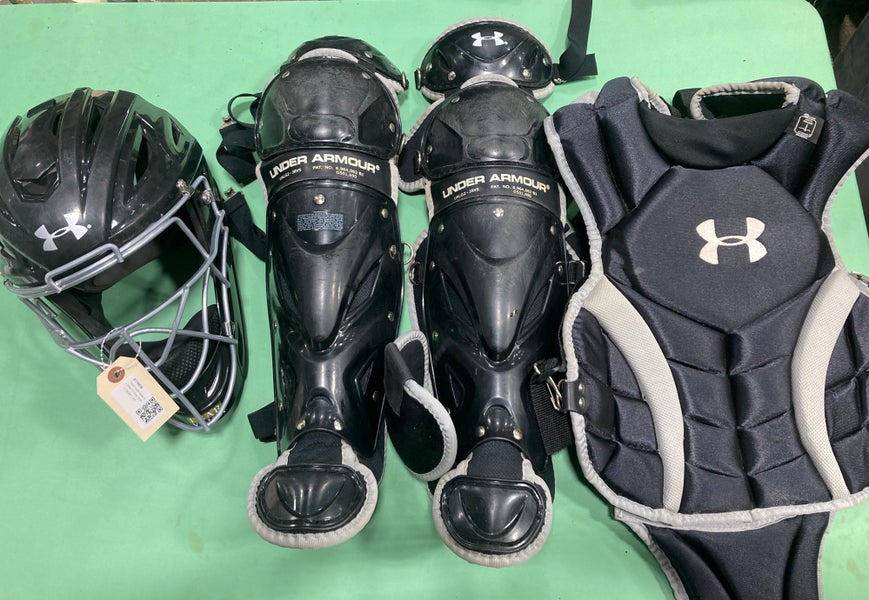 Used Youth Under Armour Victory Series Catcher's Set