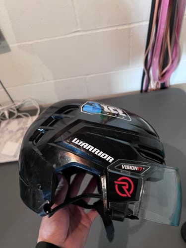 New Medium Warrior Alpha One Pro Helmet Pro Stock